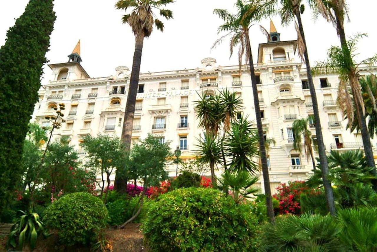 Winter Palace Menton Buitenkant foto