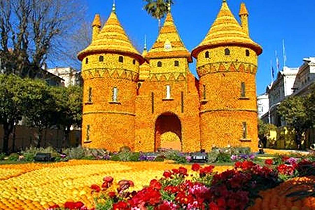 Winter Palace Menton Buitenkant foto