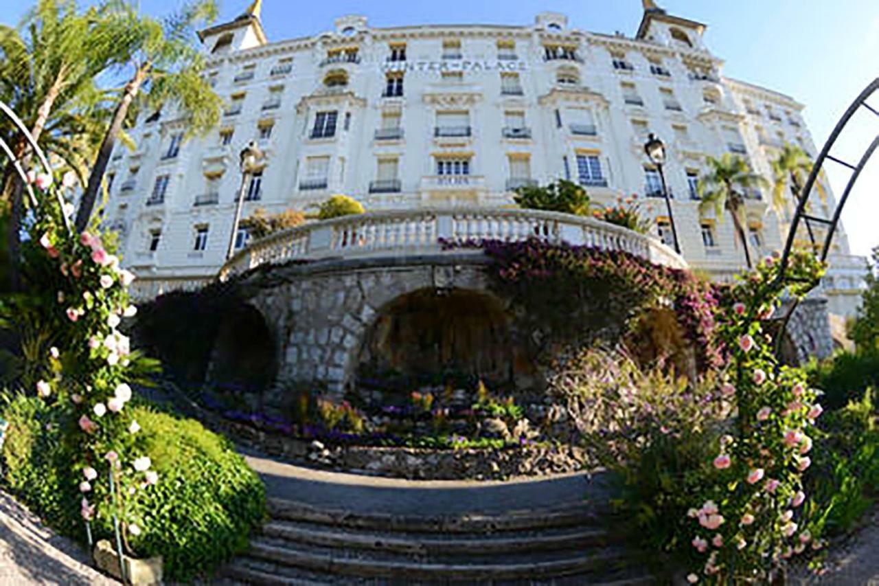 Winter Palace Menton Buitenkant foto